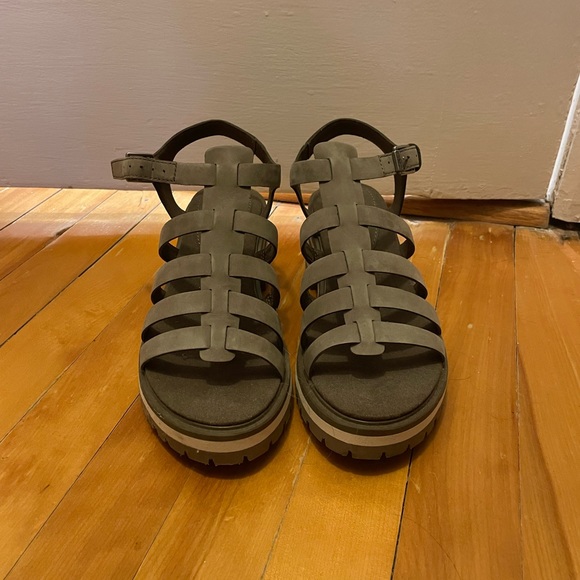 Timberland Violet Marsh fisherman Sandals - Green NWOT, size 7 - Picture 4 of 6